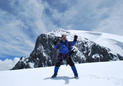 哈巴雪山5396米徒步攀登详细攻略：最佳季节+交通行程+注意事项
