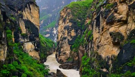 中虎跳峡