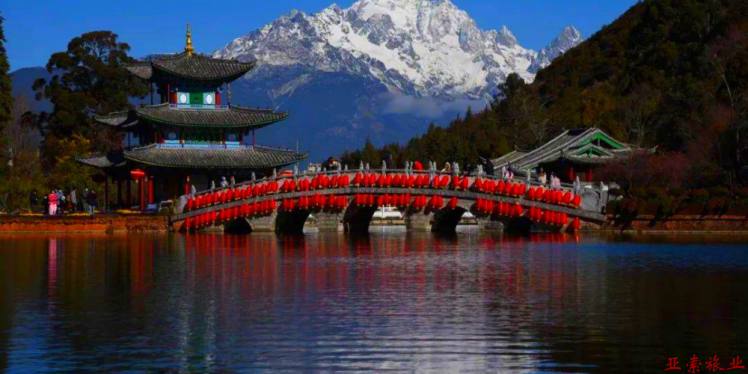 红河之漠沙江漂流+徒步至元江探险2日游