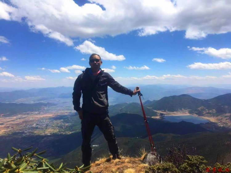 亚索旅游姚辉-丽江徒步攀登玉龙雪山第一峰 (1)