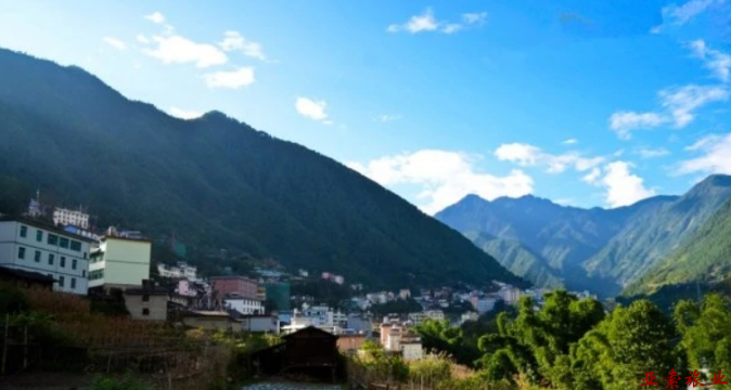 丽江旅游：丽江古城，玉龙雪山，虎跳峡，泸沽湖旅游